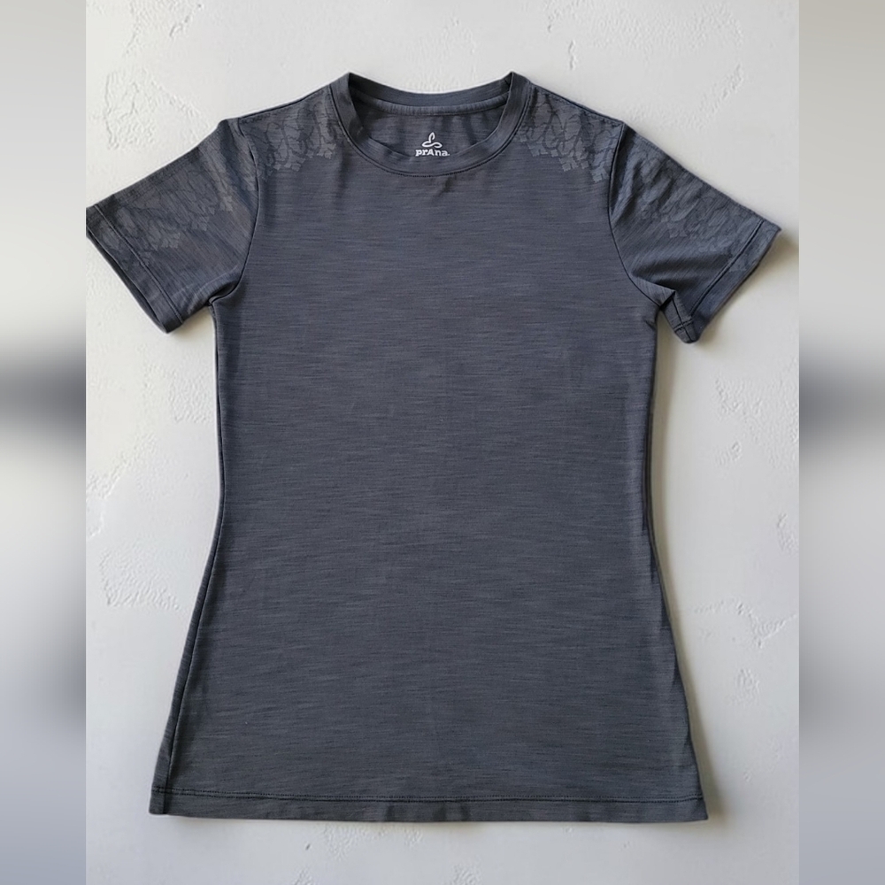 Prana Breathe Black Perfomance, Athletic Short Sleeve T-shirt, Women's Small